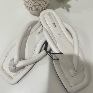 Zara white flats in size 38